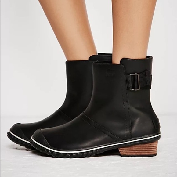 Sorel Slimboot Pull-On Weather Boots - Picture 1 of 11